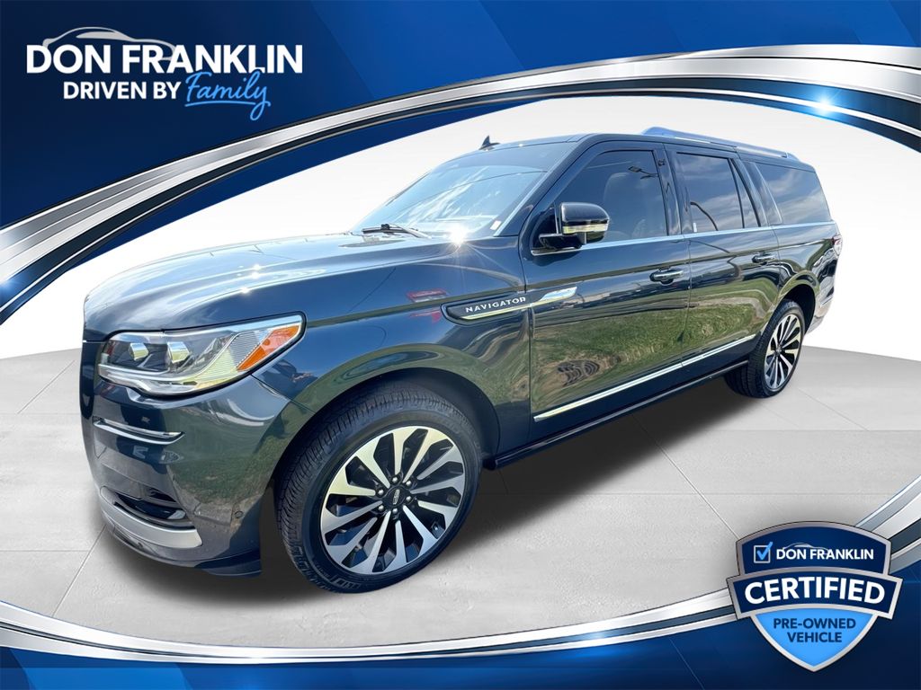 Flight Blue Metallic Clearcoat 2024 Lincoln Navigator SUV / Crossover Four-Wheel Drive Automatic