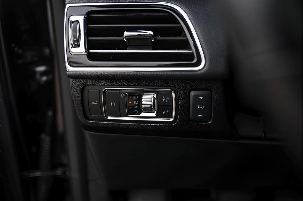 Used Car 2024 Lincoln Navigator L  L Reserve For Sale Under $70,000 In Austin, Texas