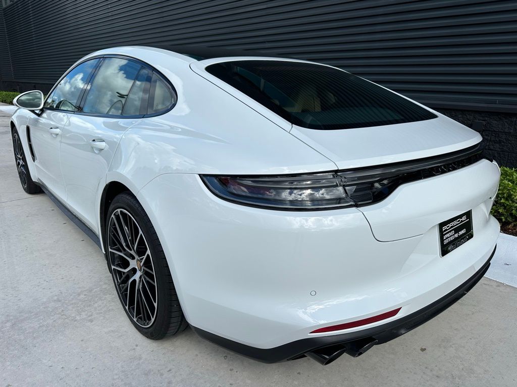 Thumbnail: 2023 Porsche Panamera - 3