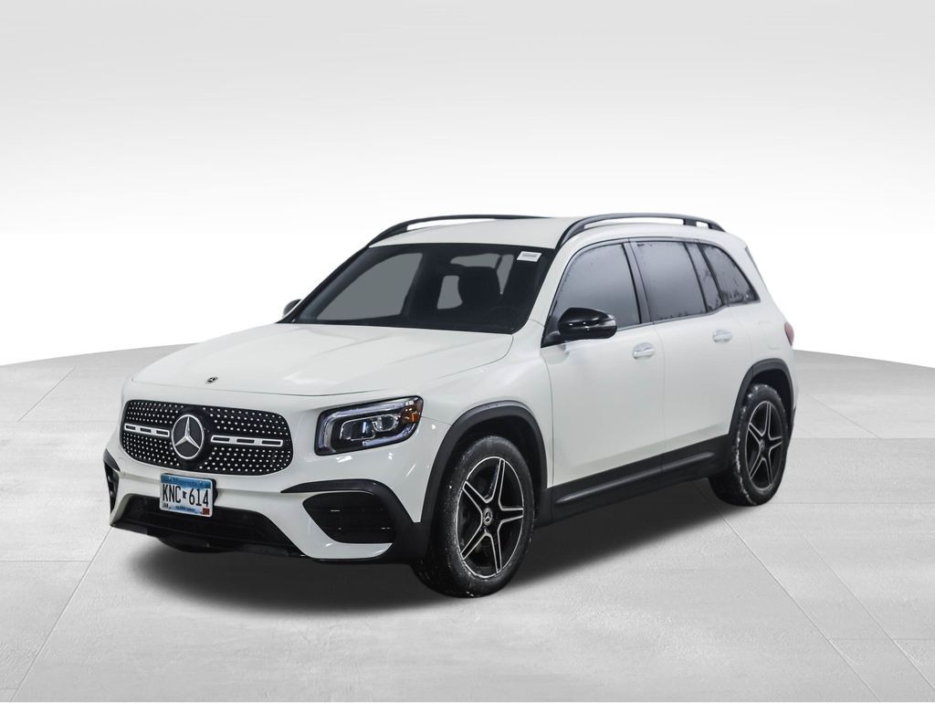 Thumbnail: 2021 Mercedes-Benz GLB - 1