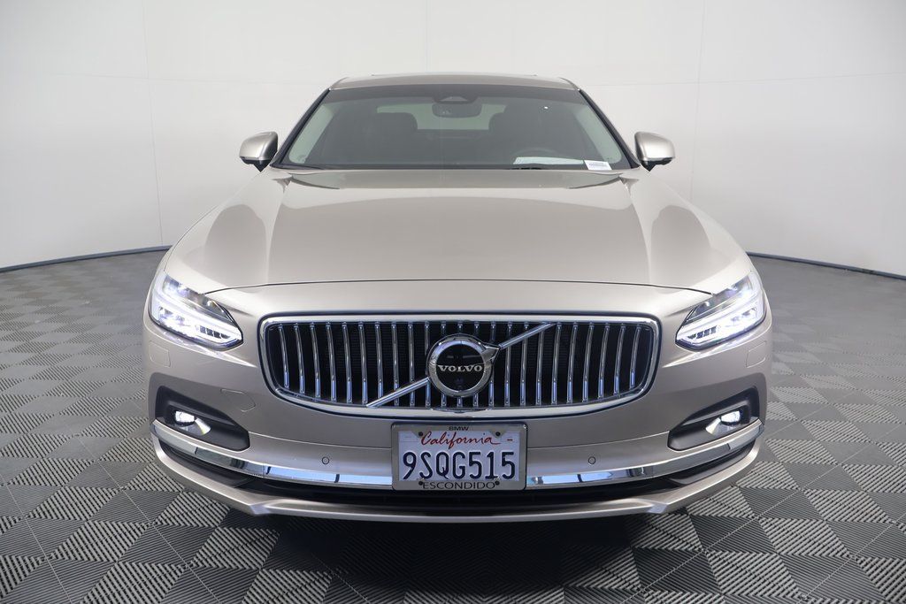 2025 Volvo S90  2