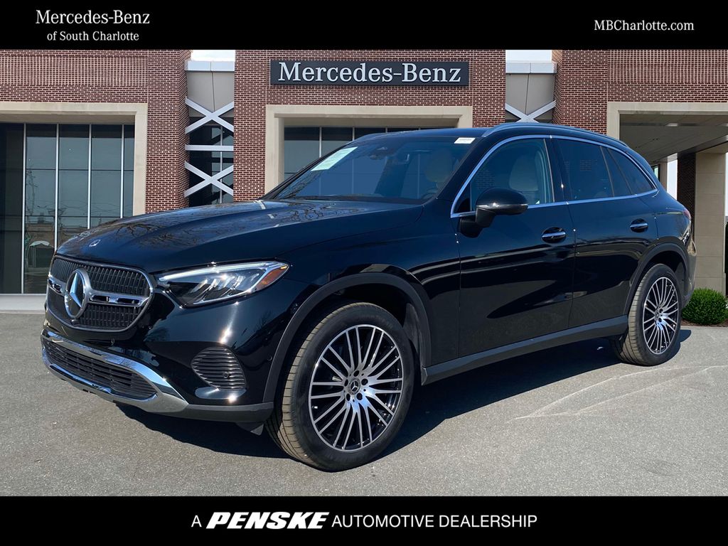 2024 Mercedes-Benz GLC 300 Hero Image