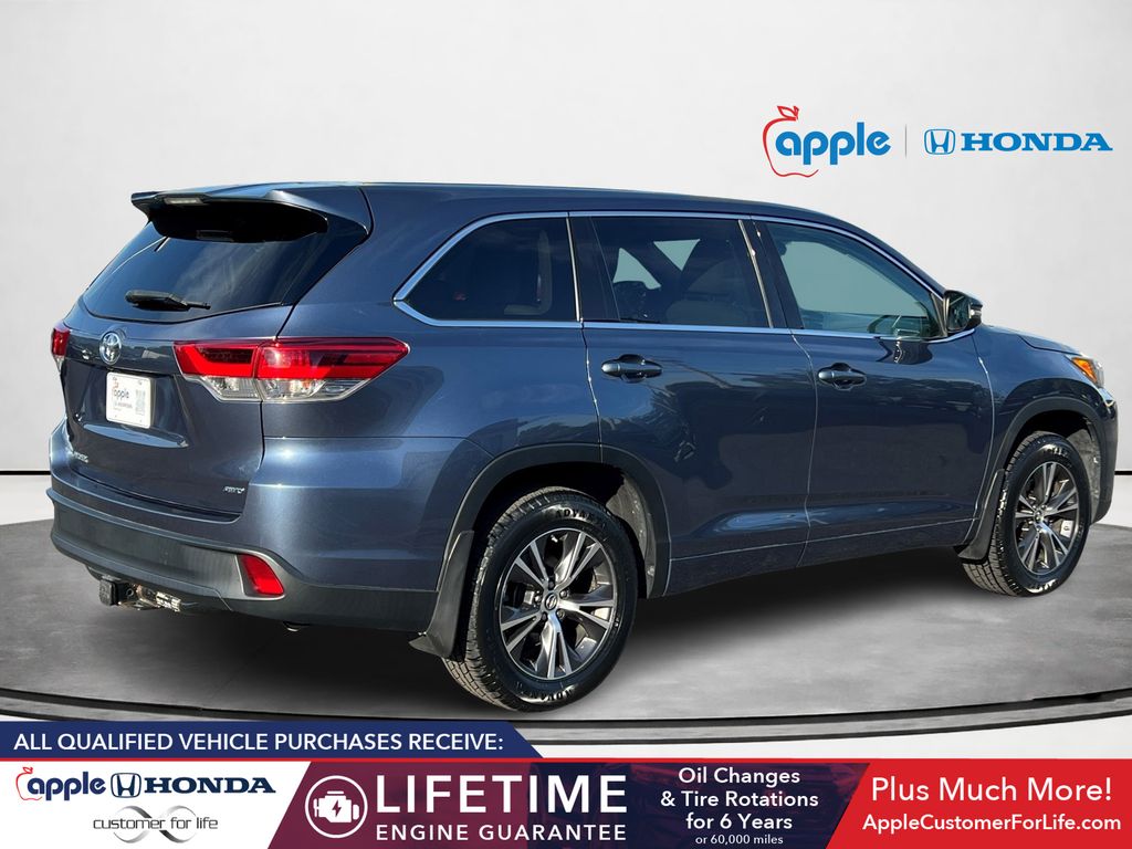 2018 Toyota Highlander LE
