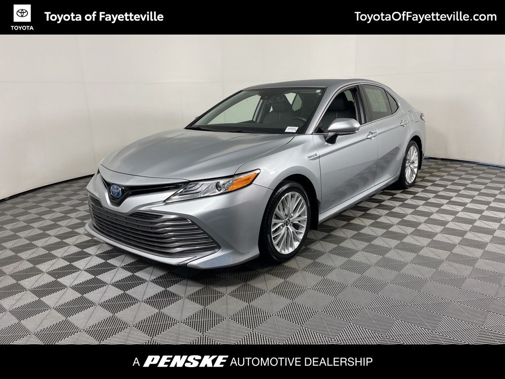 2020 Toyota Camry XLE -
                  Fayetteville, AR