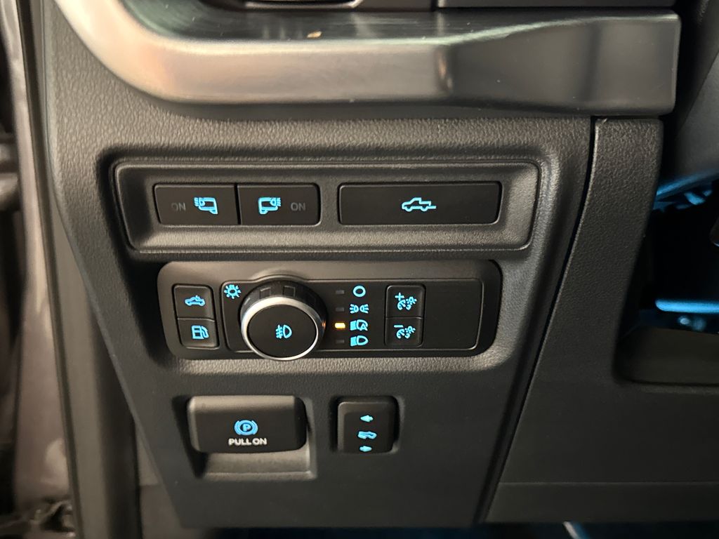 Used 2021 Gray Ford Lariat image 14