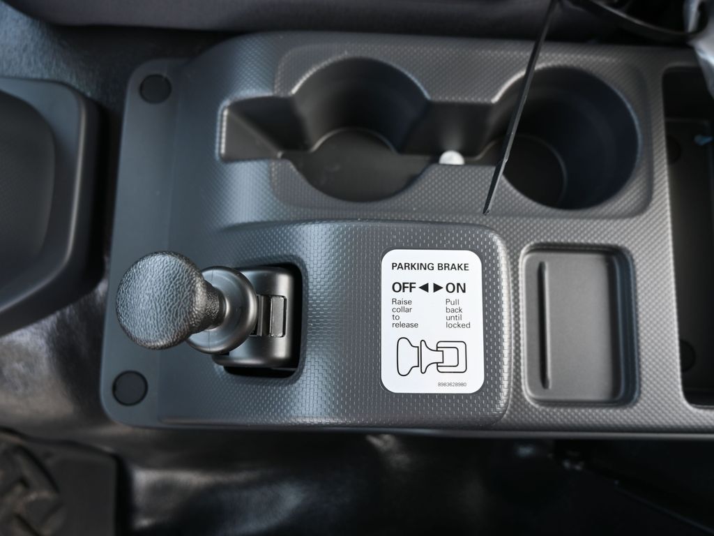 2025 Isuzu FTR 