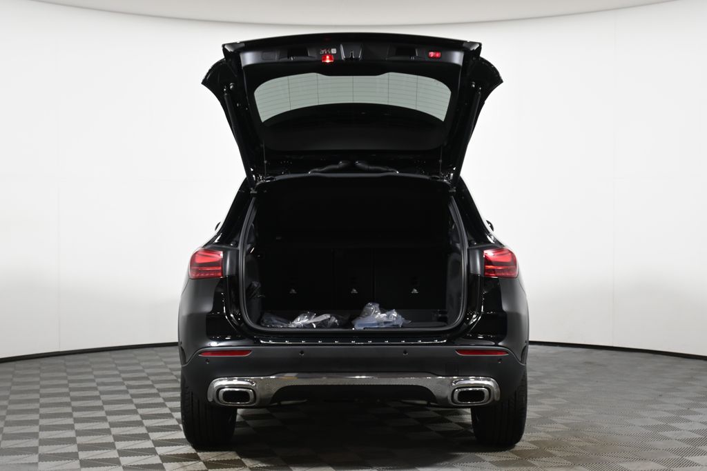 Thumbnail: 2025 Mercedes-Benz GLA - 28