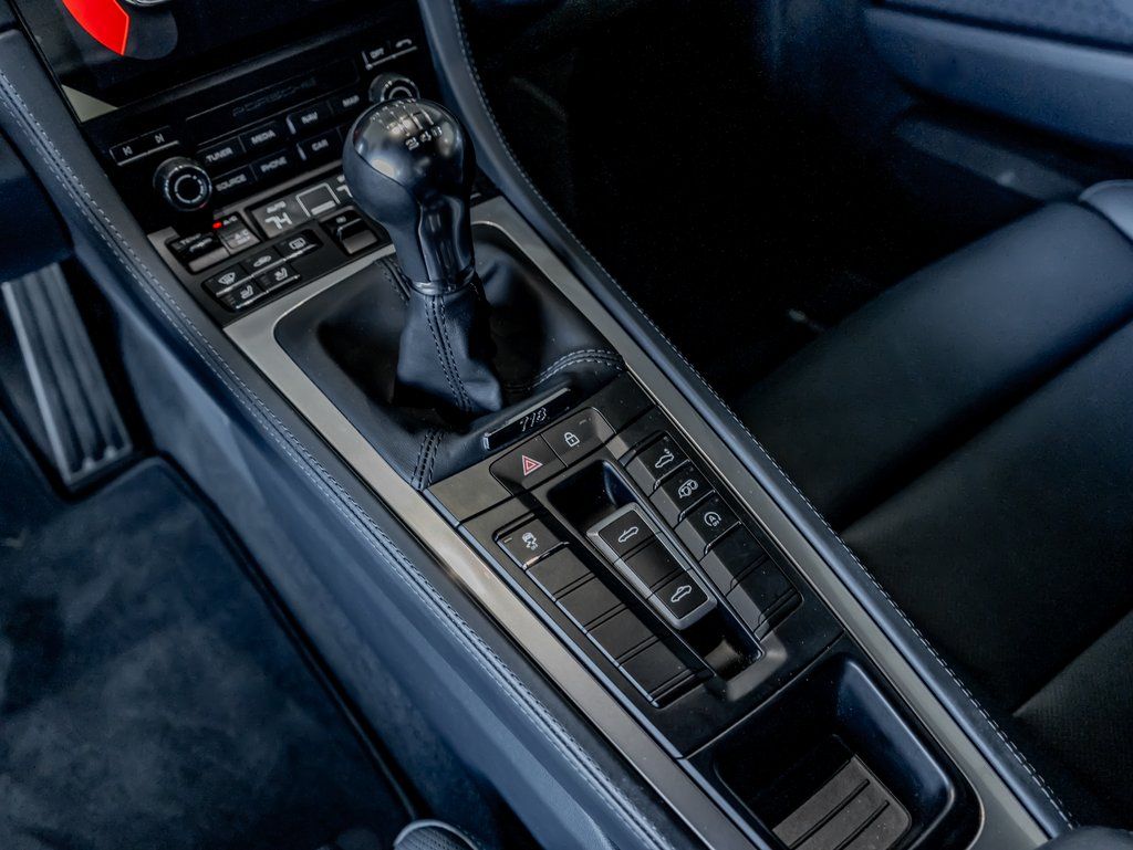 Certified Used 2024  Porsche S image 18