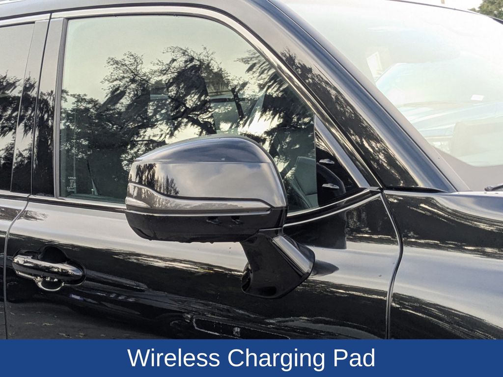 2025 Lexus LX 700h Overtrail