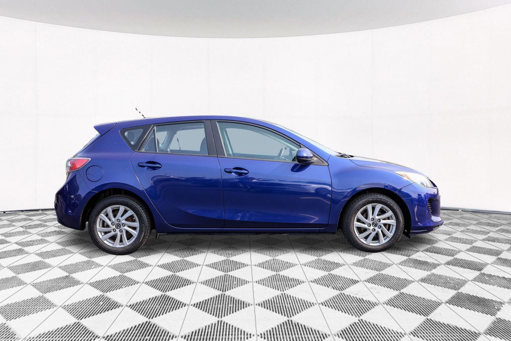 2013 Mazda Mazda3 i Touring 8