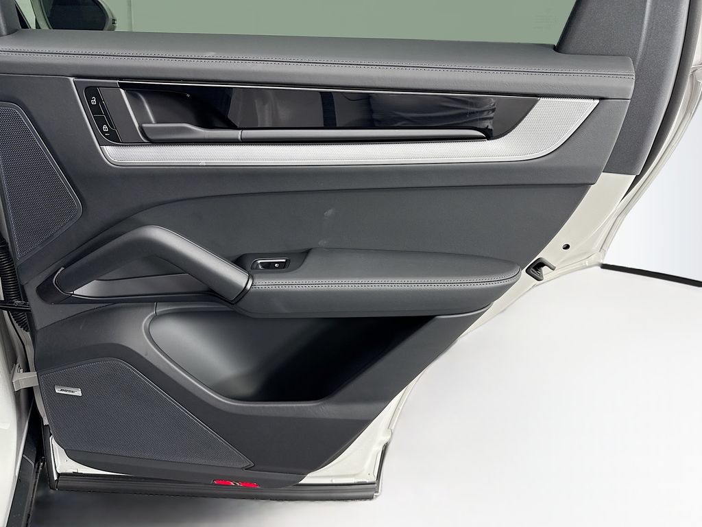 Thumbnail: 2026 Porsche  - 28