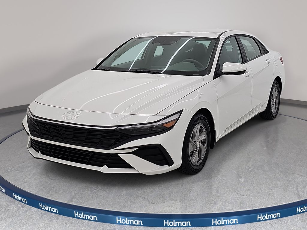 Serenity White 2024 Hyundai Elantra Sedan Front-Wheel Drive Continuously Variable Transmission
