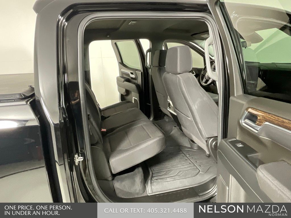 Used 2025 Black GMC Elevation image 14