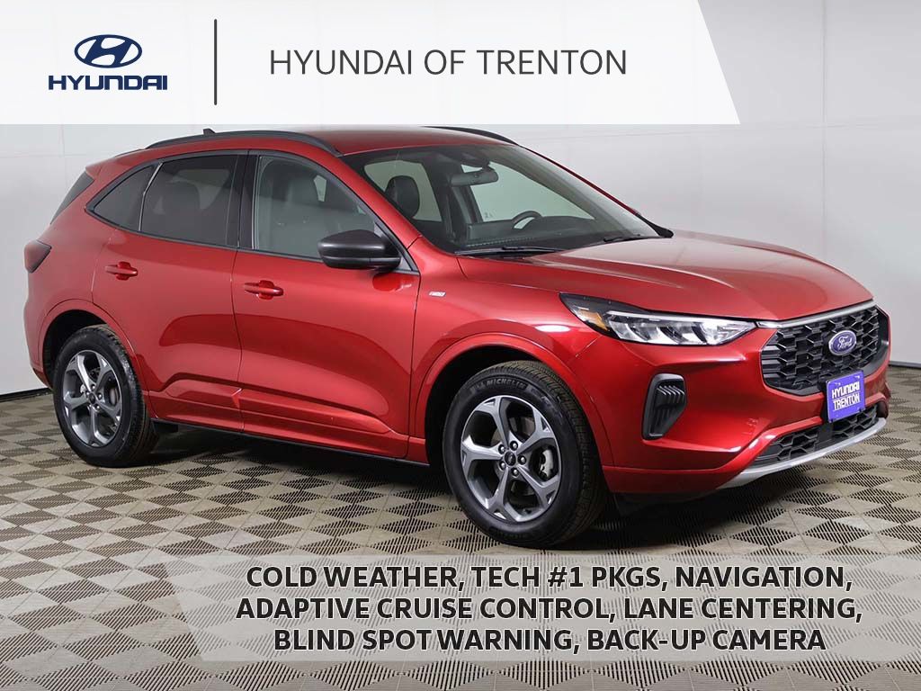 Rapid Red Metallic Tinted Clearcoat 2023 Ford Escape SUV / Crossover All-Wheel Drive 8-Speed Automatic