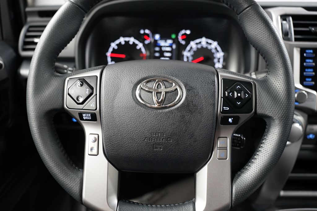 2022 Toyota 4Runner SR5 13