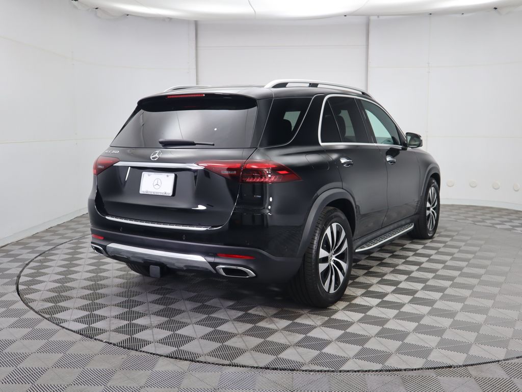 Thumbnail: 2026 Mercedes-Benz GLE - 5