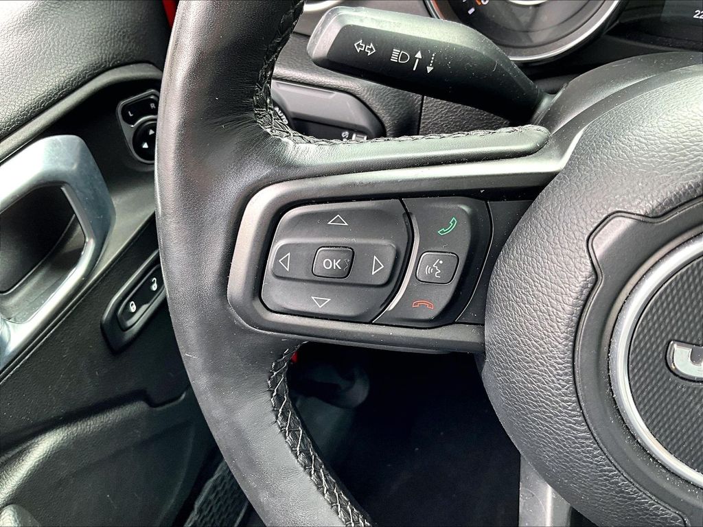 2023 Jeep Wrangler — photo 23