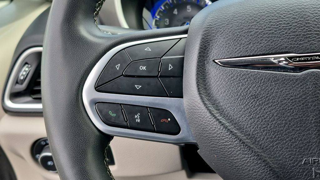 2023 Chrysler Pacifica