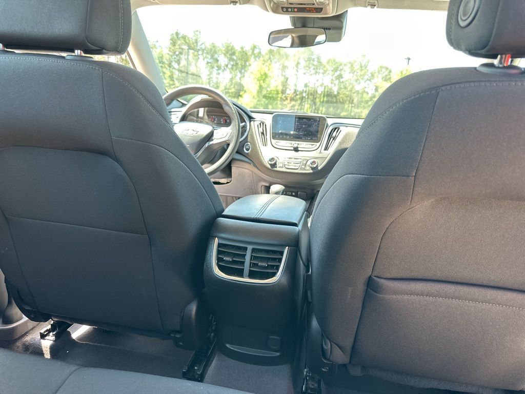 2023 Summit White Chevrolet Malibu LT FWD Sedan