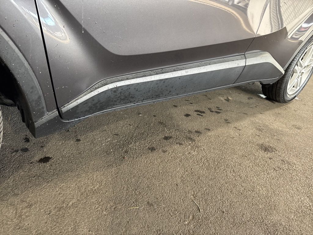 Used Car 2021 Toyota C-hr  Le For Sale Under $25,000 In San Juan, Puerto Rico