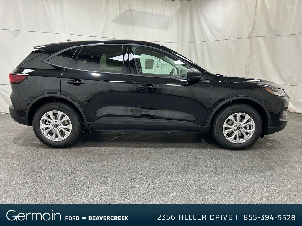 2025 Ford Escape Active photo 8