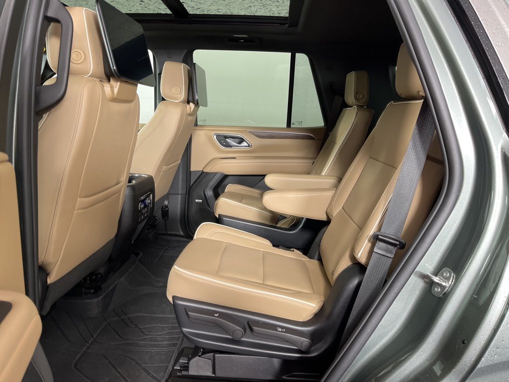 Thumbnail: 2023 Chevrolet Tahoe - 28