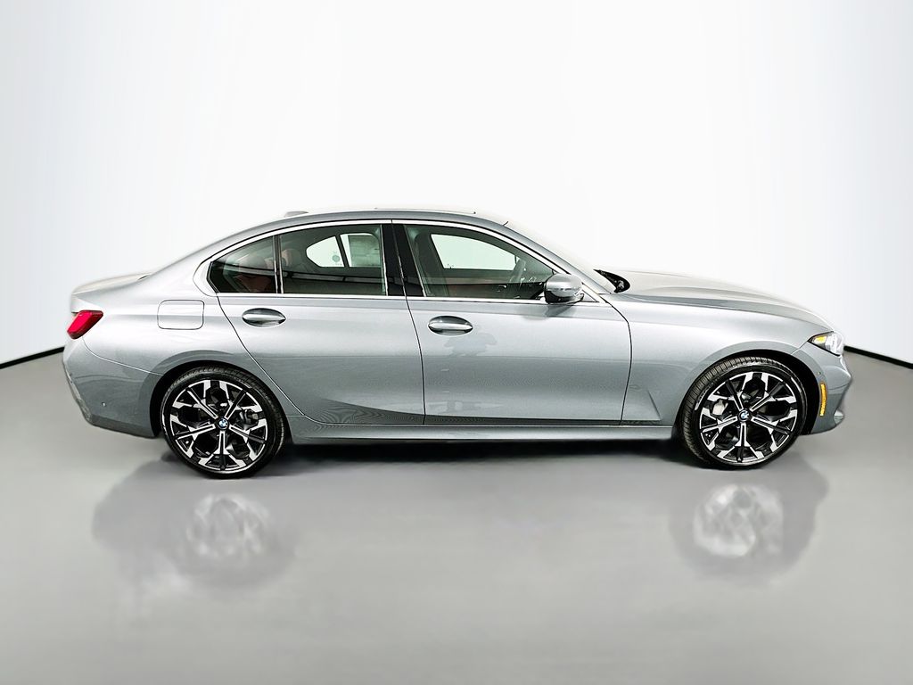 Thumbnail: 2026 BMW 3 Series - 4