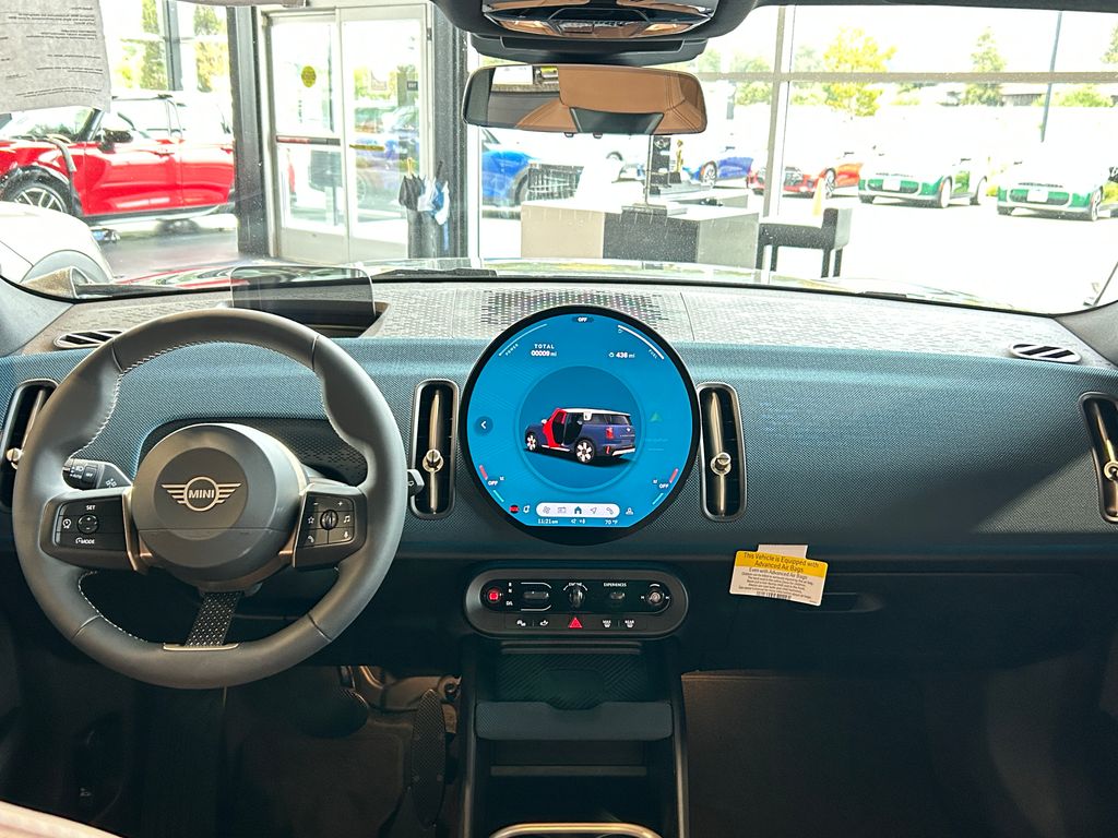 2025 MINI Cooper Countryman Iconic 32
