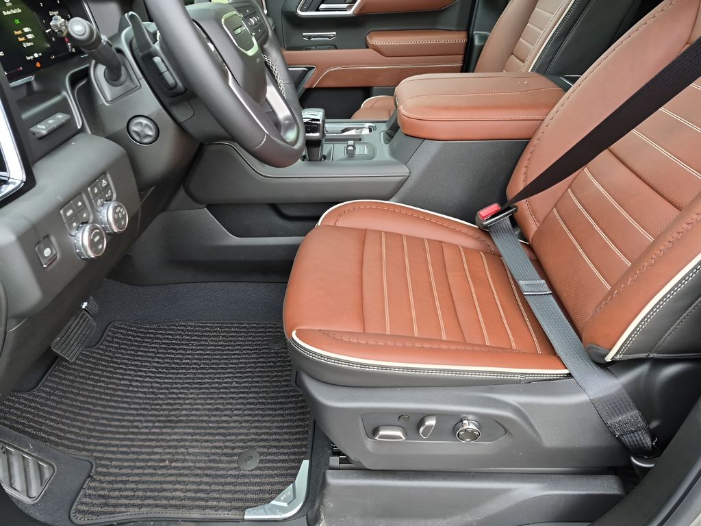 New 2026 Silver GMC Denali Ultimate image 32