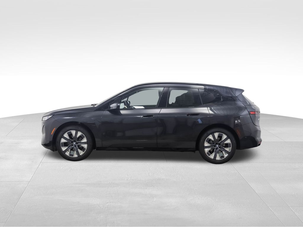 Thumbnail: 2026 BMW iX - 2