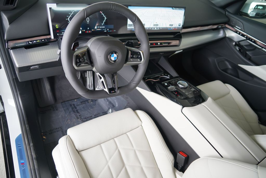 Thumbnail: 2027 BMW 5 Series - 12