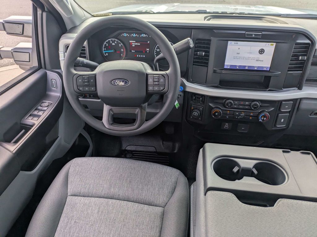 2027 Ford F-250 Super Duty XL