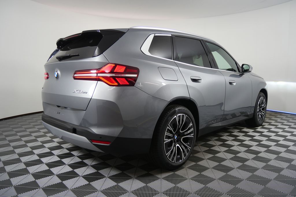 Thumbnail: 2026 BMW X3 - 3