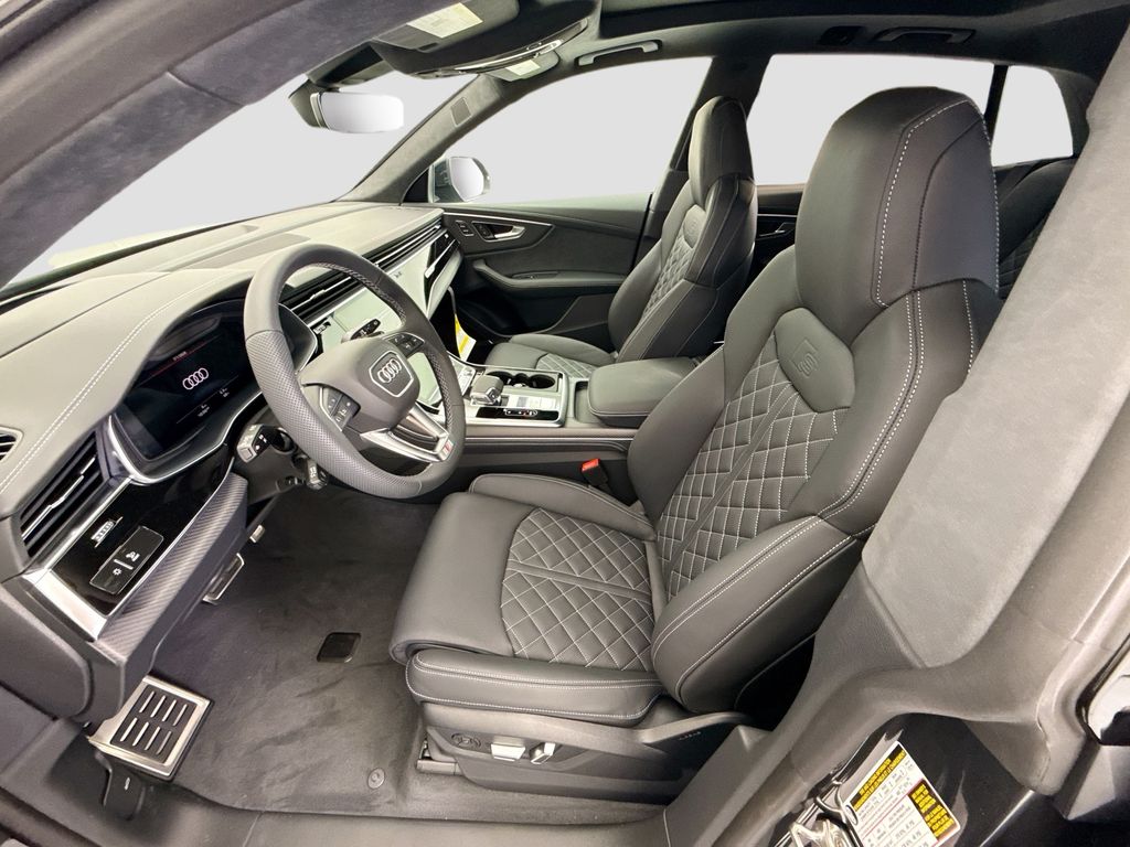 Thumbnail: 2026 Audi SQ8 - 18