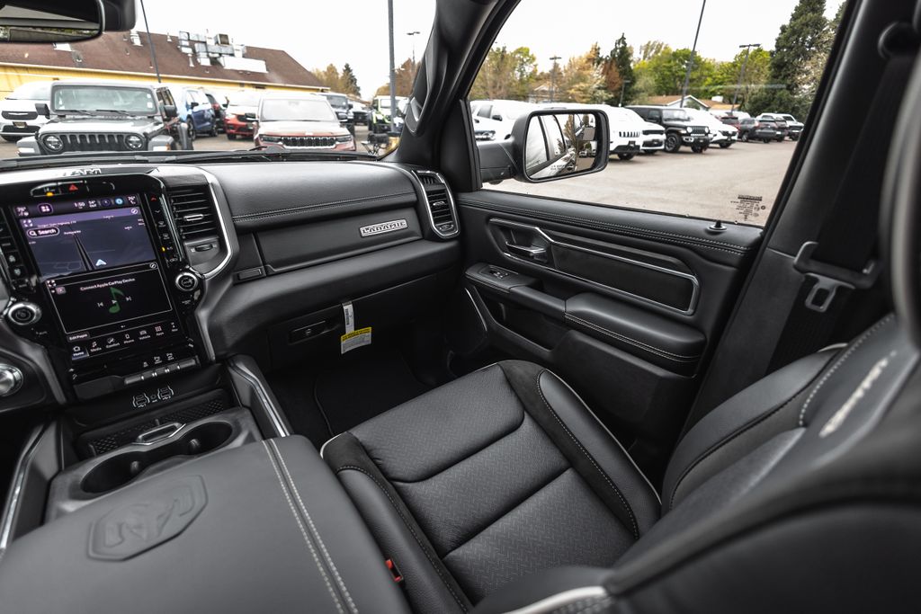 2026 Ram 1500 Laramie thumbnail 30