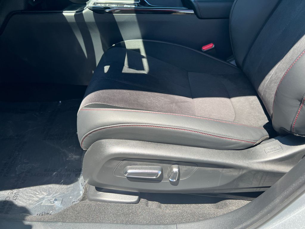 Thumbnail: 2025 Acura ADX - 14