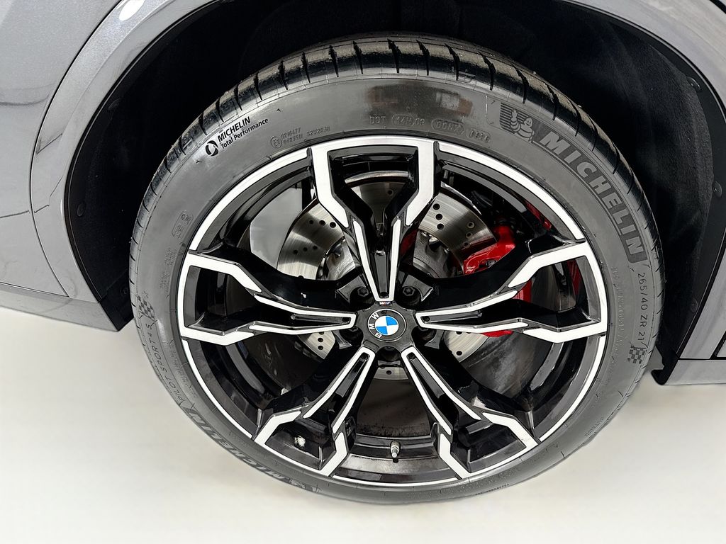 Thumbnail: 2025 BMW X4 - 32