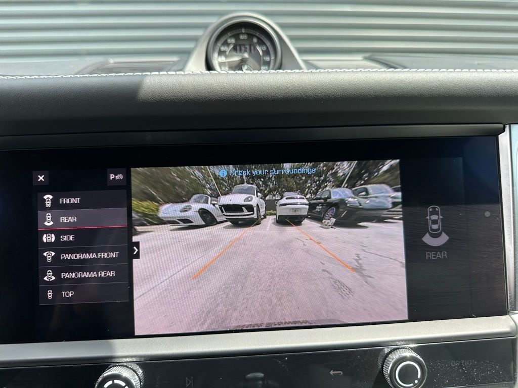 2022 Porsche Macan GTS 27