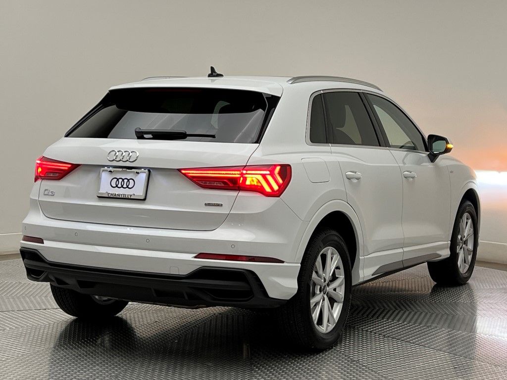 Thumbnail: 2025 Audi Q3 - 5
