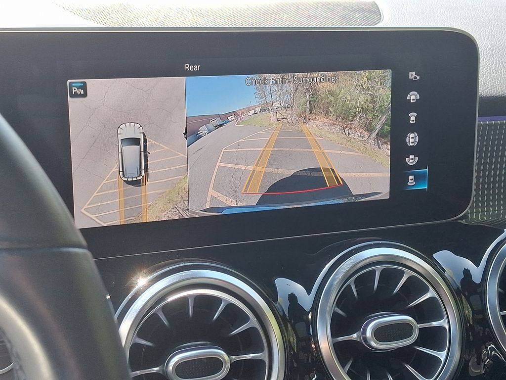 2020 Mercedes-Benz GLB 250 18