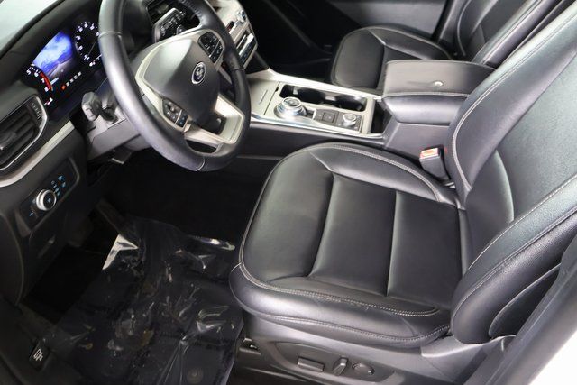 2020 Ford Explorer XLT photo