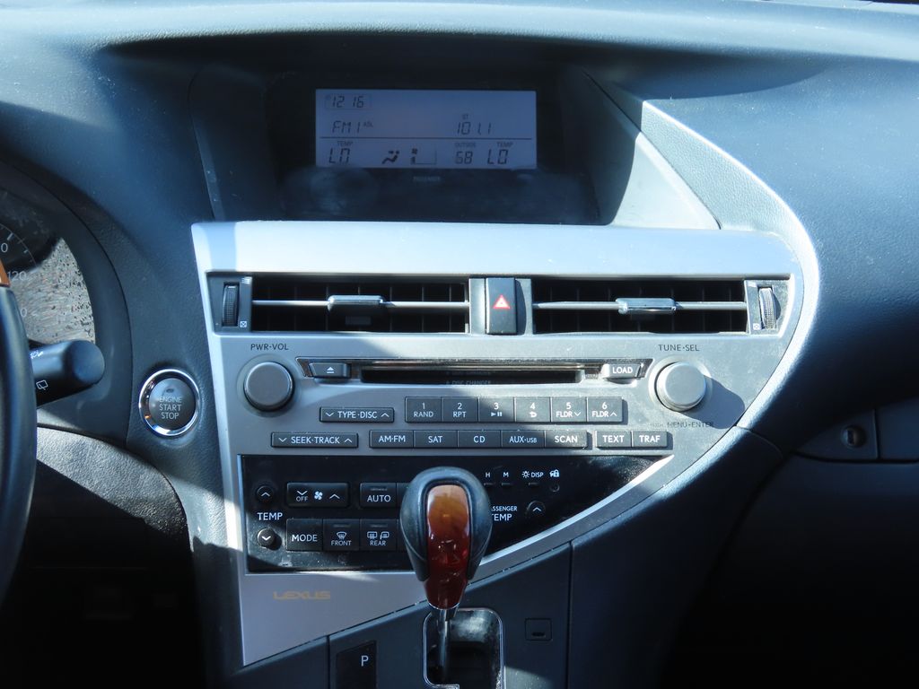 Thumbnail: 2010 Lexus RX - 8