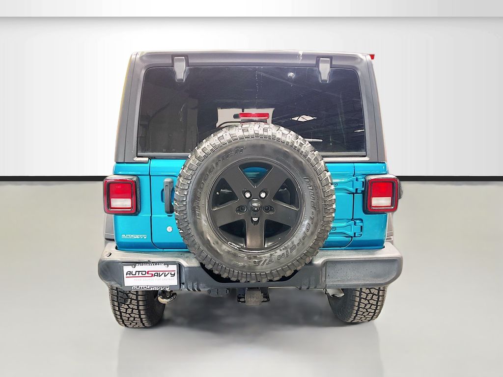 Used 2020 Bikini Pearlcoat Jeep Unlimited Sport S image 6