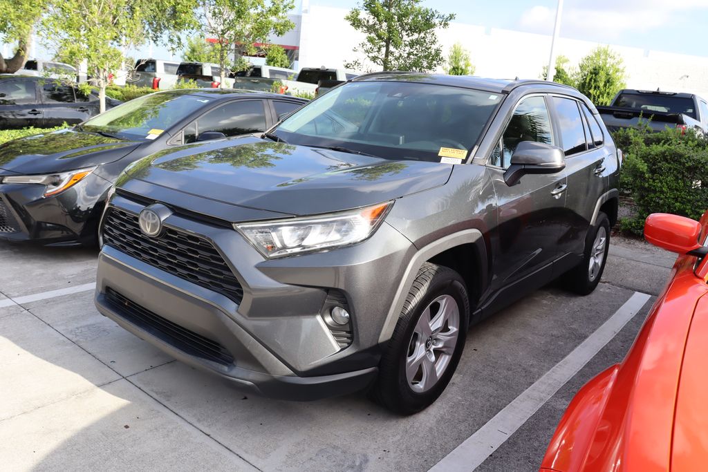 Thumbnail: 2020 Toyota RAV4 - 1