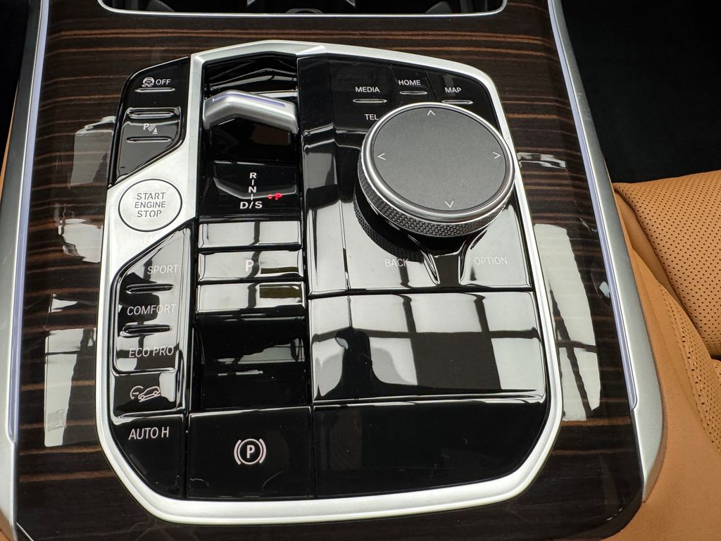 New 2026 Gray BMW xDrive40i image 18