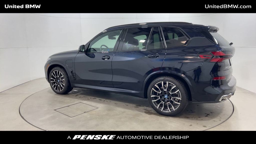 2025 BMW X5 xDrive50e 6