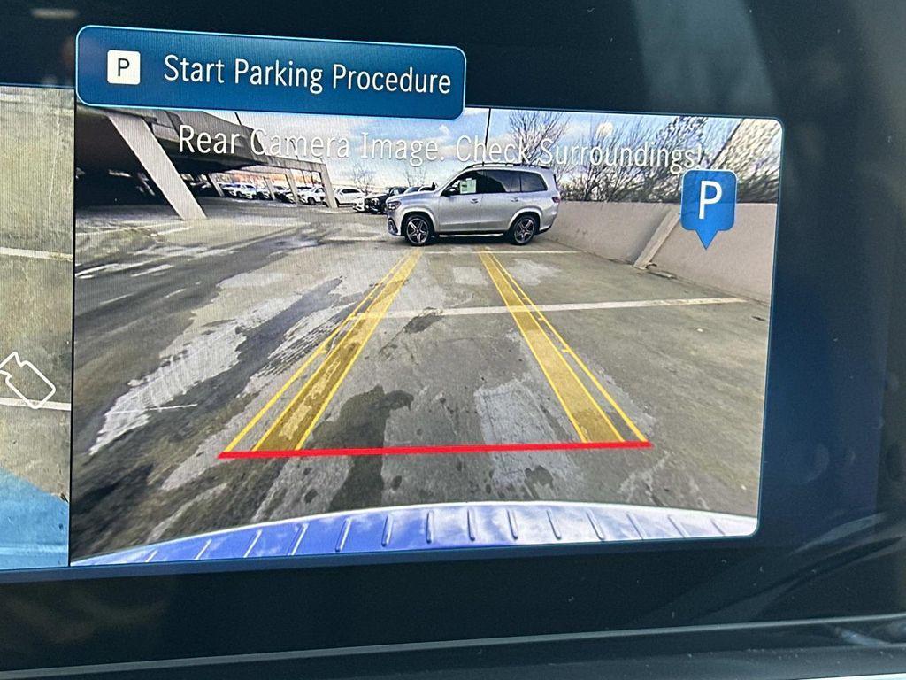 Thumbnail: 2026 Mercedes-Benz GLE - 12