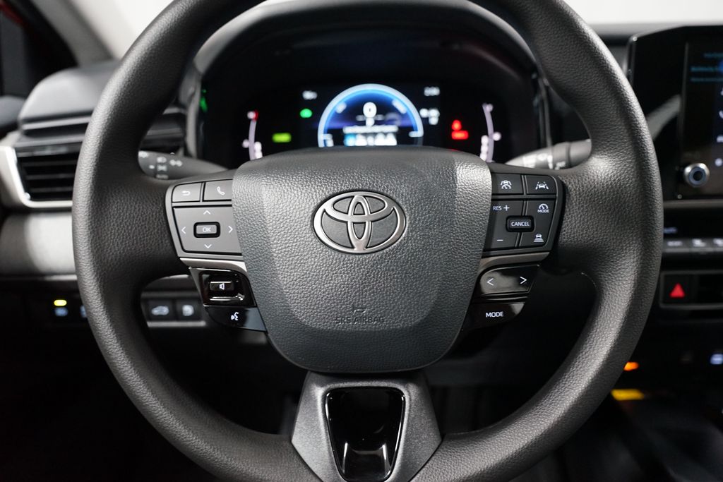Thumbnail: 2025 Toyota Camry - 12