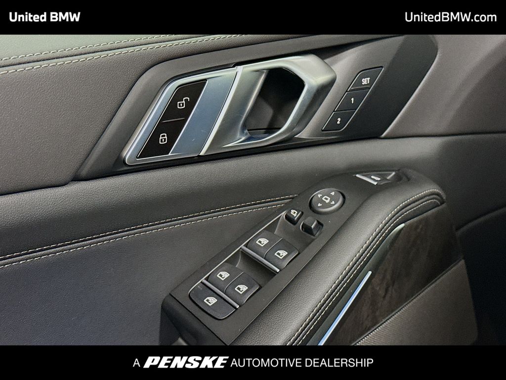 Thumbnail: 2026 BMW X5 - 3