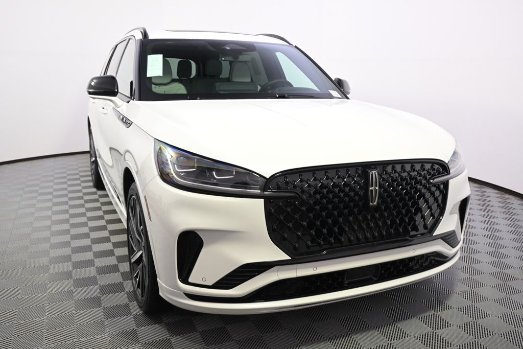 New 2026 White Lincoln Black Label image 9